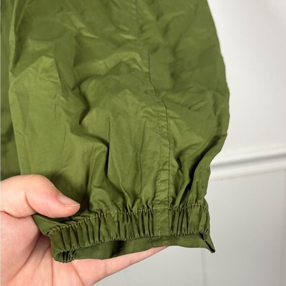 L.L. Bean Green Casco Bay Windbreaker Sip Up Size Medium Outdoor Lightweight - Picture 2 of 8